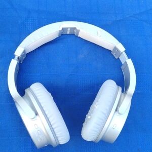 Sharper Image Wireless Stereo Headset